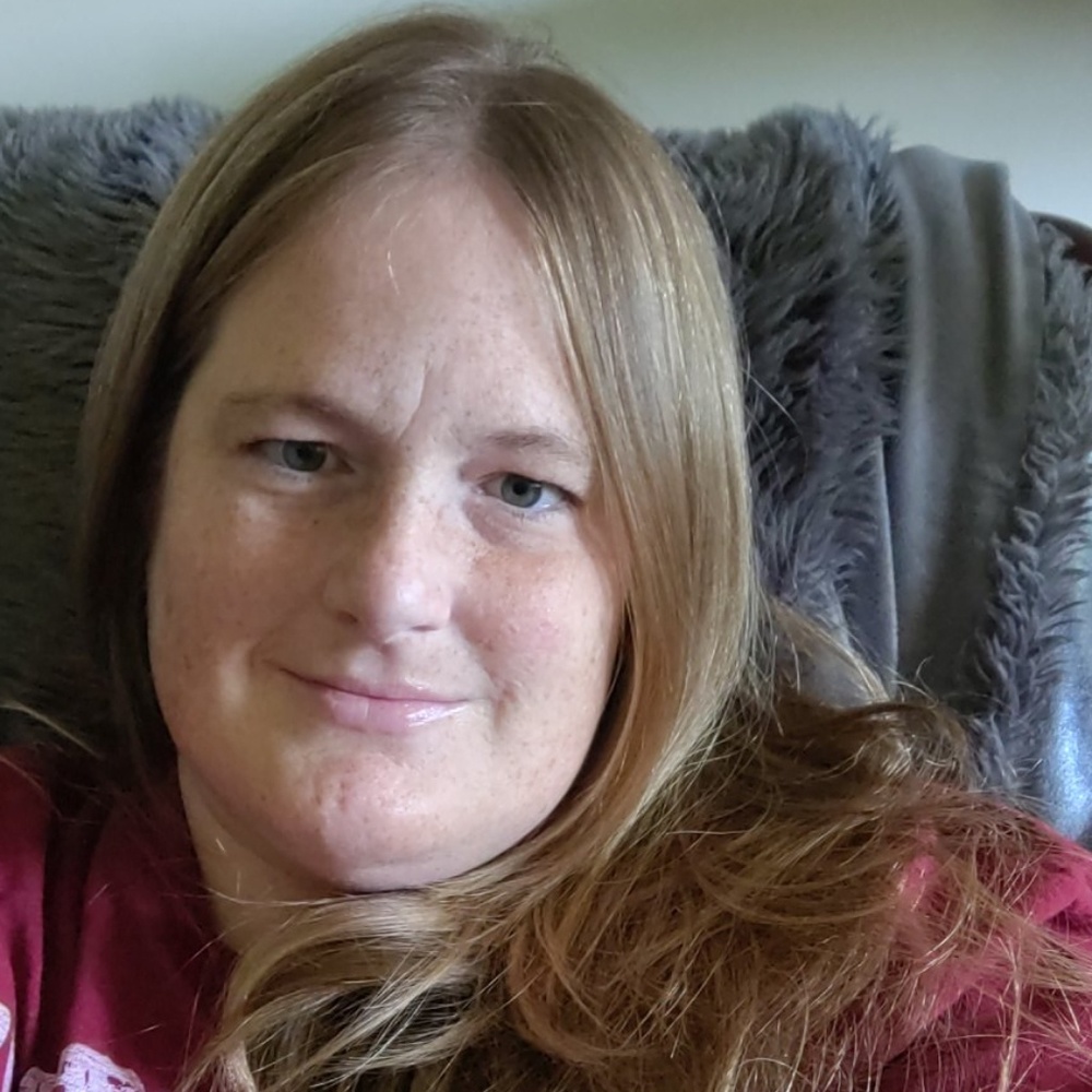 Meet your Posher, Caroline